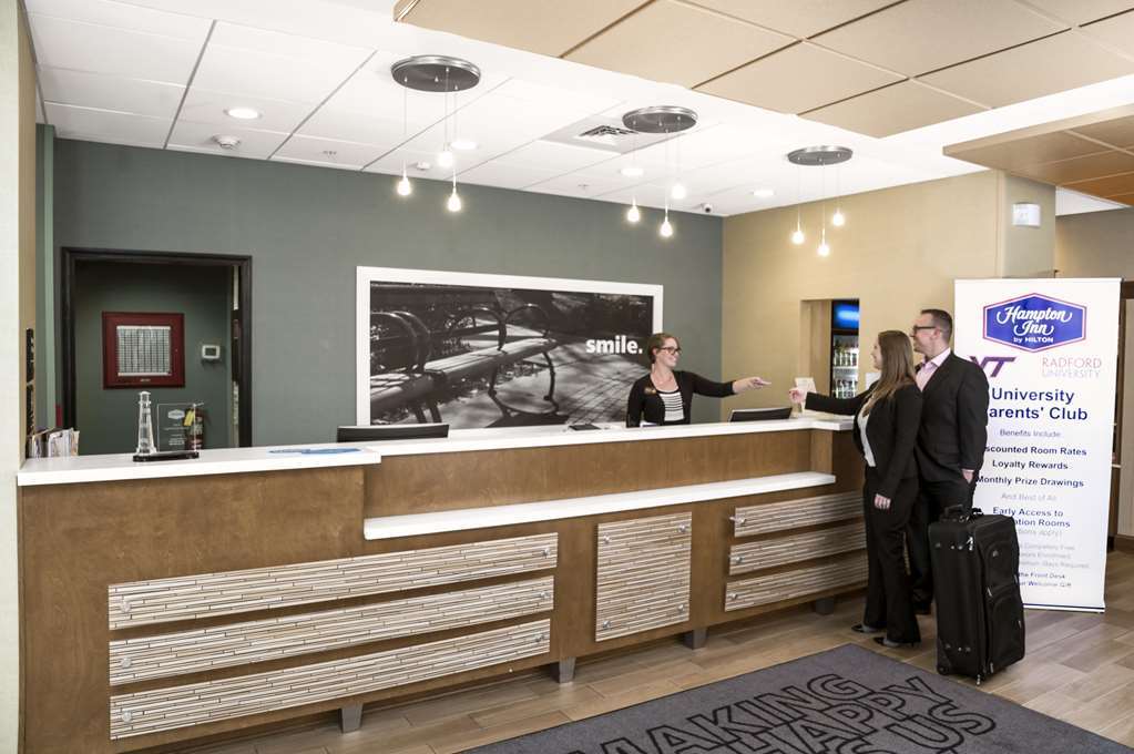 Hampton Inn Christiansburg/Blacksburg Интерьер фото